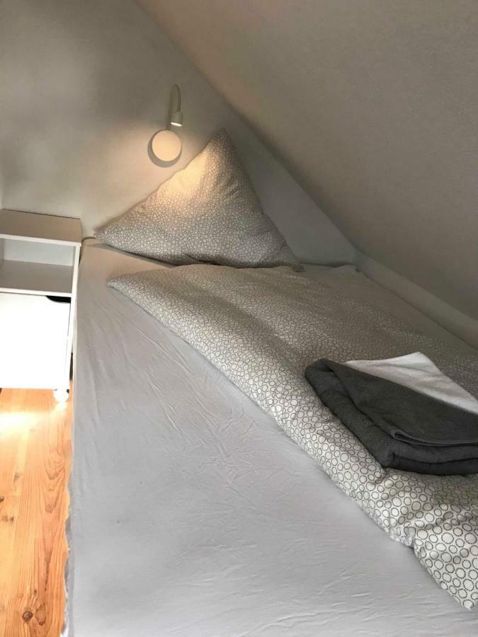 Wohnen Am Wanderweg Apartment Аурих Екстериор снимка