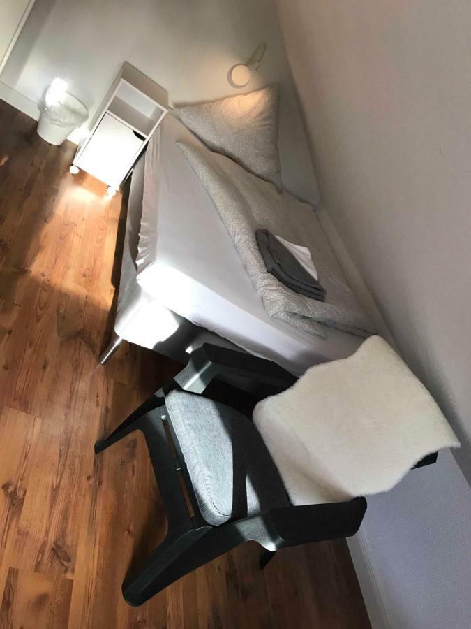 Wohnen Am Wanderweg Apartment Аурих Екстериор снимка