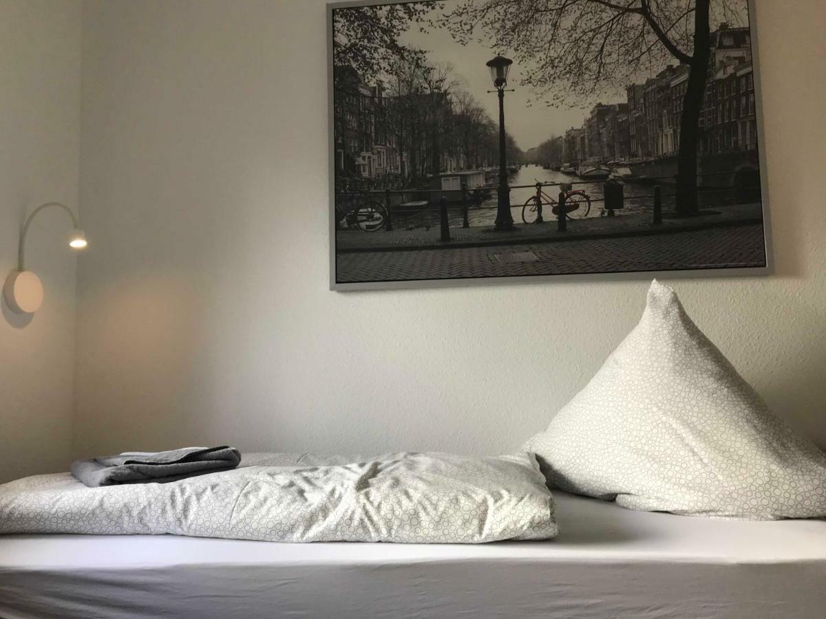 Wohnen Am Wanderweg Apartment Аурих Екстериор снимка