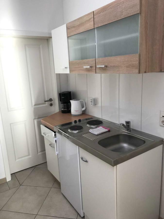 Wohnen Am Wanderweg Apartment Аурих Екстериор снимка