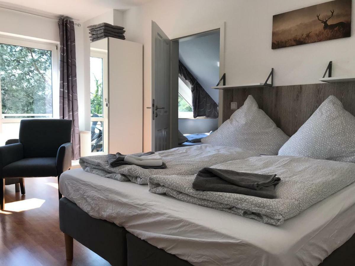 Wohnen Am Wanderweg Apartment Аурих Екстериор снимка
